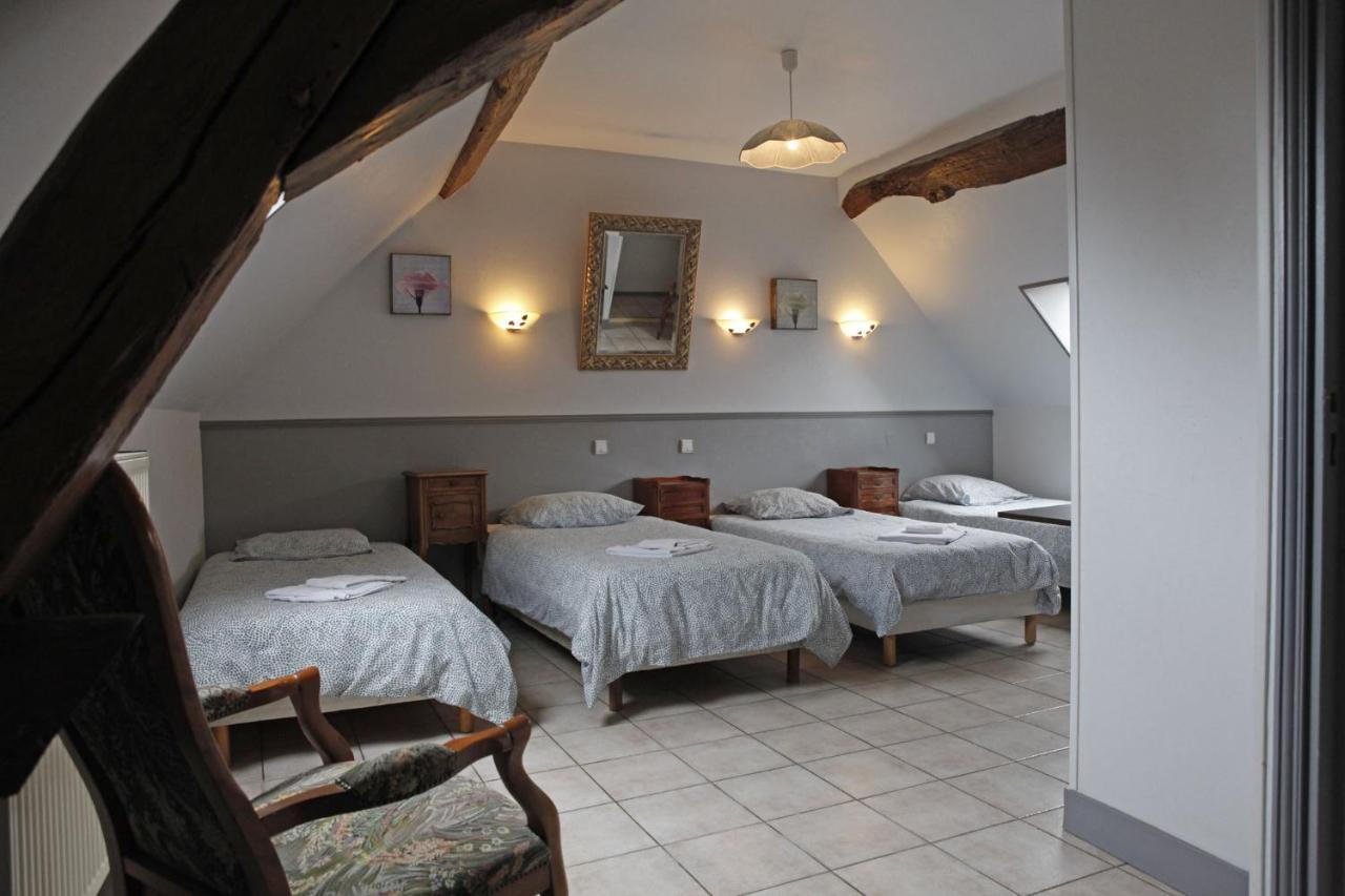 Auberge Du Cheval Blanc Аваллон Экстерьер фото